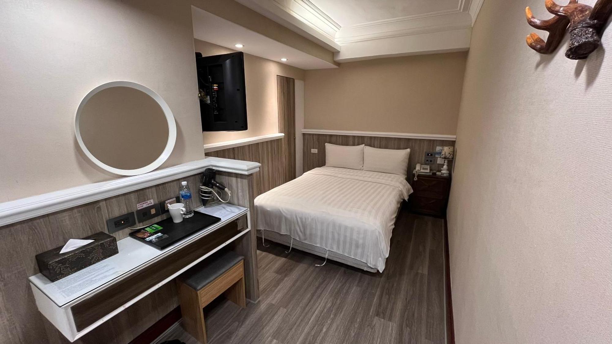 Migo Hotel Taichung Exterior photo